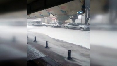 kapali mekan -  Kastamonu'da dolu yağışı...15 dakika süren dolu yağışı kenti beyaza bürüdü  Videosu