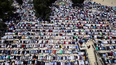 islam tarihi - Mescid-i Aksa’da 200 bin kişi cuma namazı kıldı - KUDÜS  Videosu