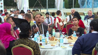 okculuk kulubu - '6. Uluslararası Fetih Kupası Okçuluk Müsabakaları' iftar programı - İSTANBUL Videosu