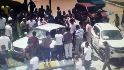 yasli kadin -  Kavşakta ciple otomobil çarpıştı: 1 ölü, 5 yaralı... O anlar kamerada Videosu