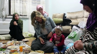 multeci - Oyuncu Gamze Özçelik, Suriyeli aileyle iftar yaptı - İSTANBUL Videosu