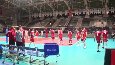 genc arkadaslar - Voleybolda gençleştirme projesi - ANKARA  Videosu
