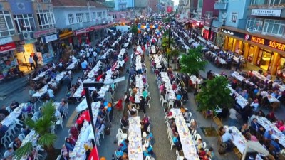 sanayi bolgeleri -  Samsun’un en büyük iftar sofrası...Tekkeköy’de 12 bin kişi birlikte iftar açtı Videosu