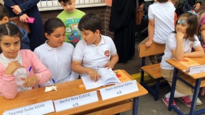 ogrenciler -  Sultanbeyli’de minik yazarlar ilk kitaplarını imzaladı  Videosu