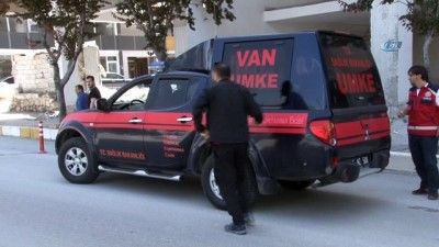 insaat alani -  İnşaatın beton kalıpları çöktü: 1 yaralı  Videosu