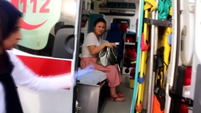 ticari arac - Nehre düşen araçtaki kadını babası kurtardı - ADANA Videosu