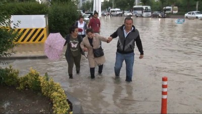  Başkent'te sel ile mücadele