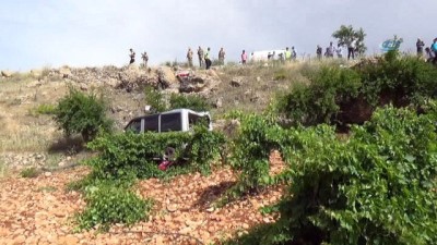 karayollari -  Hafif ticari araç iki kardeşe mezar oldu Videosu