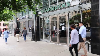 Starbucks ABD'de 8 bin şubesini ırkçılık eğitimi için kapattı - WASHINGTON