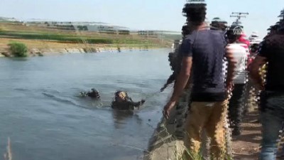 tarim iscisi - Sulama kanalına giren iki kardeş boğuldu - ADANA Videosu