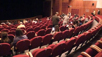 bilet kuyrugu - Adana Tiyatro Festivali 1 milyon izleyiciye ulaştı  Videosu