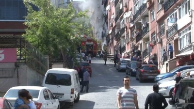 saglik ekibi -  Beyoğlu’nda patlayan trafo paniğe neden oldu  Videosu
