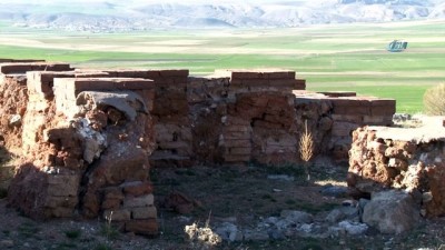 antik sehir -  Dünya da ilk anlaşmanın yazıldığı Sarissa antik kenti gizemini koruyor  Videosu