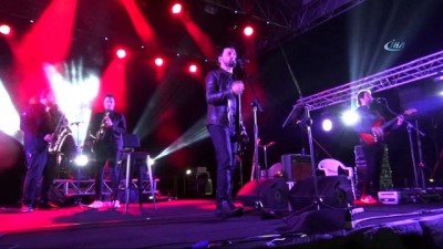 yaris -  Mehmet Erdem, Bilecik'te konser verdi  Videosu