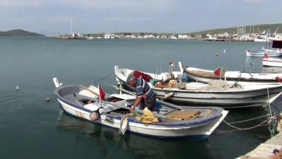 sahil guvenlik - Ayvalık'ta balıkçı teknesinin batması - BALIKESİR  Videosu