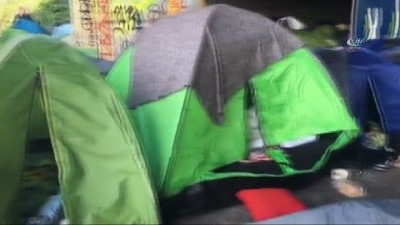 siginma -  - Paris’teki En Büyük Sığınmacı Kampı Boşaltıldı  Videosu