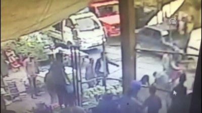 semt pazari - Pazarcıların silahlı kavgası güvenlik kamerasında - İSTANBUL  Videosu