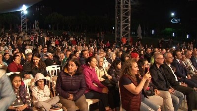 sili -  Sunay Akın, Beylikdüzü’nde vatandaşlarla bir araya geldi  Videosu