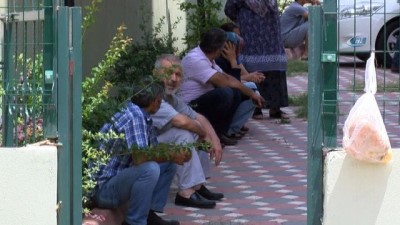 adli tip kurumu -  Emekli polis memuru, boşanmak isteyen eşini kızının gözü önünde öldürdü  Videosu