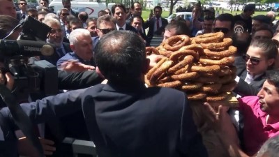 kitlama - Başbakan Yıldırım'dan esnaf ziyareti - ANKARA Videosu