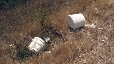 Boya yüklü kamyon devrildi - MERSİN 