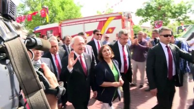 grup toplantisi - CHP Genel Başkanı Kılıçdaroğlu ve CHP Yalova Milletvekili İnce salona geldi - ANKARA  Videosu