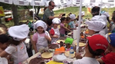 cocuk festivali -  Anne çocuk festivalinde karavanda yemek sürprizi  Videosu
