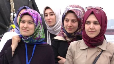 Bakan Albayrak, gençlerle MTA Oruç Reis gemisini ziyaret etti - İSTANBUL