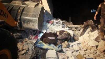 multeci kampi -  - İdlib’de Rus Hava Saldırısı: 6 Ölü  Videosu