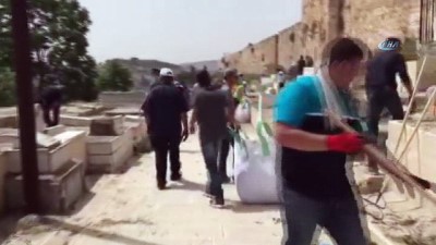 golgeli -  - İsrail’de Filistinliler, Ramazan Hazırlığı İçin Kudüs Tarihi Mezarlığını Temizledi Videosu