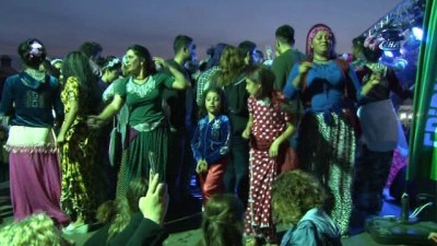 yabanci turist -  Hıdrellez Edirne’de coşkuyla kutlandı  Videosu