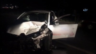  İki otomobil çarpıştı 6 yaralı 