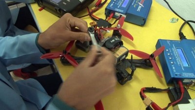 robot yarismasi -  Robot merkezi gibi okul  Videosu
