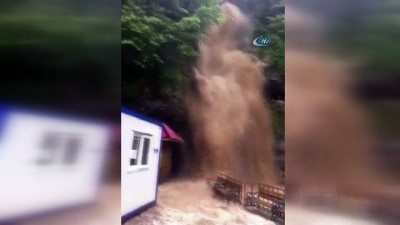 sel baskini -  Çal Mağarası’nda su baskını kamerada Videosu
