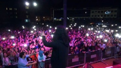 canli performans -  Murat Kekilli, Kilis'te sevenleri ile bir araya geldi  Videosu