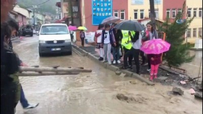 mahsur kaldi -  Beytüşşebap sular altında kaldı  Videosu