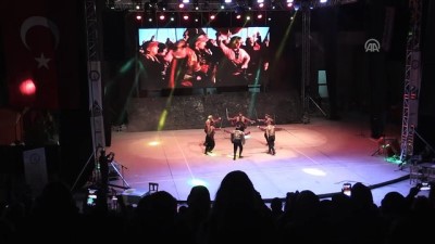ogretmen - Lise öğrencilerinden Dumlupınar Müzikali (2) - KÜTAHYA  Videosu