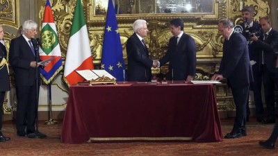 emeklilik yasi - İtalya’da Conte hükümeti dönemi - ROMA Videosu