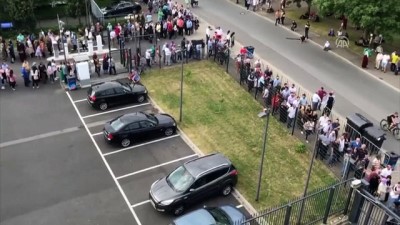 baskonsolosluk - Almanya'daki seçim sandıklarında uzun kuyruklar oluştu - KÖLN Videosu