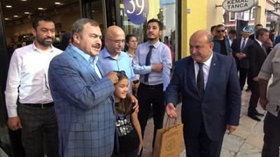 rturk -  Veysel Eroğlu: “Recep Tayyip Erdoğan ağır sıklet Muharrem İnce, tüy sıklette” Videosu
