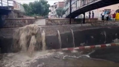 yaz yagmuru -  Aydın'da yaz yağmuru hayatı felç etti Videosu