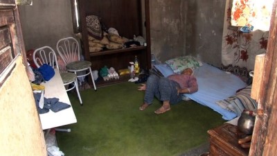 yasli kadin -  90 yaşındaki kadının yaşlılık maaşını torunu çaldı  Videosu