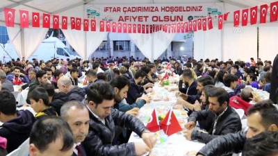 Görevlendirme yapılan belediyelerden 180 bin kişiye iftar - VAN 