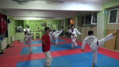 sampiyon - Gündüzleri oruç, akşamları antrenman  Videosu