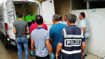 polis karakolu -  Karısın önce yastıkla, sonra da eliyle boğmuş Videosu