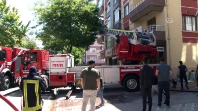 Konya'da apartmanda yangın