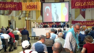 Galatasaray'ın divan toplantısı başladı 
