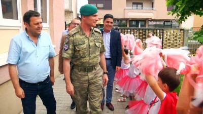 Türk askerinden Kosova'da eğitime destek - GİLAN