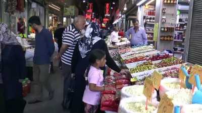 bayram alisverisi - Kayseri'de tarihi çarşıda bayram hareketliliği Videosu