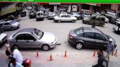 silahli kavga - Konya'da silahlı kavga: 6 yaralı (2) Videosu